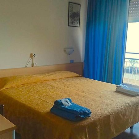 B&B Solana Noli Eksteriør bilde